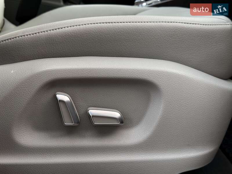 Внедорожник / Кроссовер Audi Q5 2014 в Львове