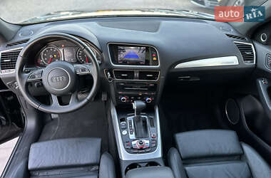 Внедорожник / Кроссовер Audi Q5 2015 в 