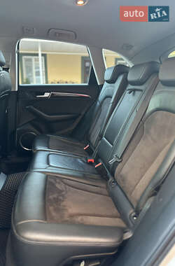 Внедорожник / Кроссовер Audi Q5 2016 в 