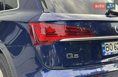 Внедорожник / Кроссовер Audi Q5 2021 в 