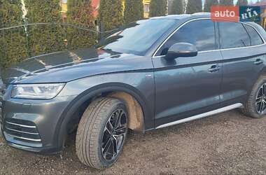 Внедорожник / Кроссовер Audi Q5 2017 в Дрогобыче