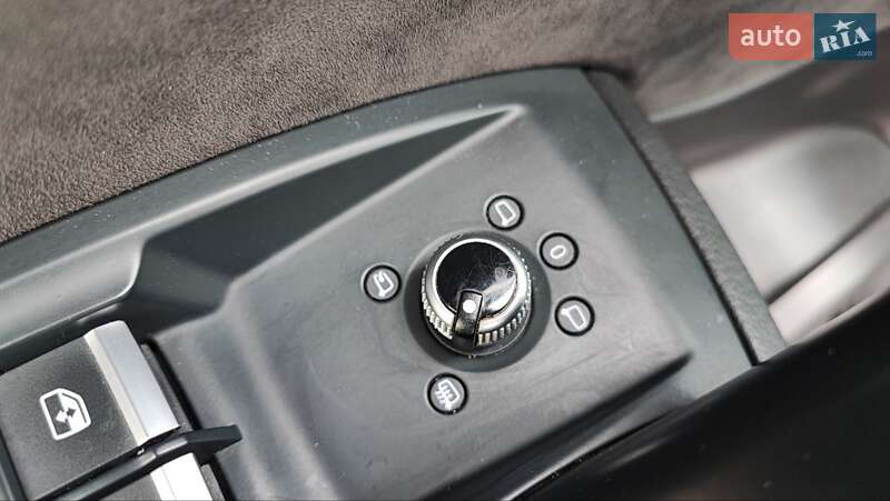 Внедорожник / Кроссовер Audi Q5 2017 в Дрогобыче