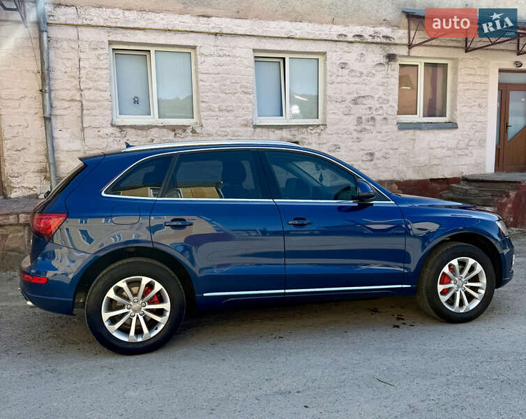 Внедорожник / Кроссовер Audi Q5 2013 в Тернополе