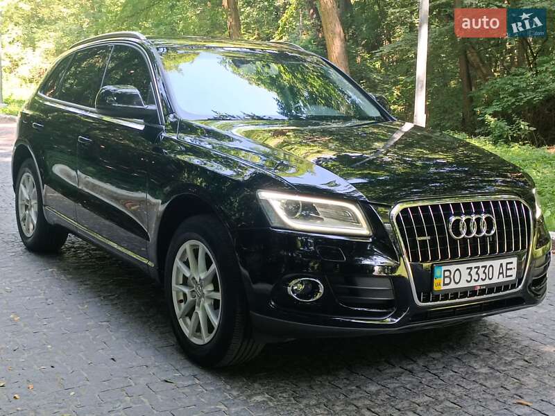 Внедорожник / Кроссовер Audi Q5 2013 в Черновцах