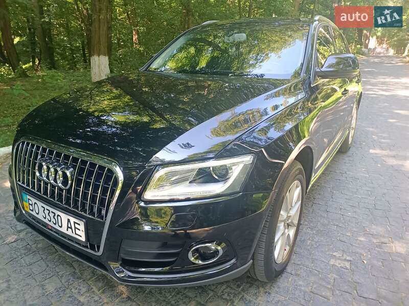 Внедорожник / Кроссовер Audi Q5 2013 в Черновцах