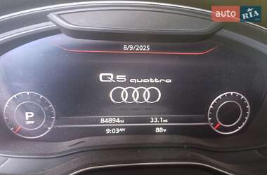 Внедорожник / Кроссовер Audi Q5 2018 в 