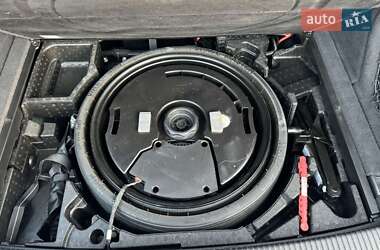 Внедорожник / Кроссовер Audi Q5 2021 в 