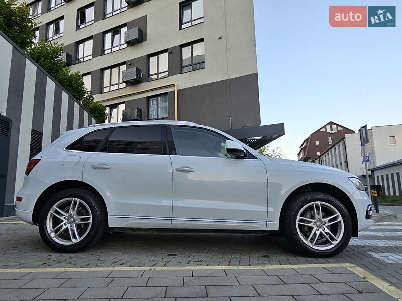 Внедорожник / Кроссовер Audi Q5 2015 в Львове