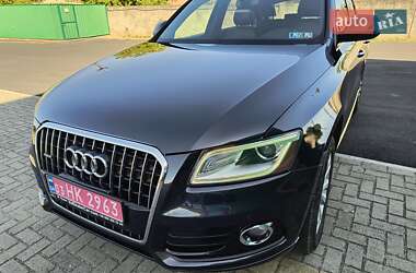 Внедорожник / Кроссовер Audi Q5 2015 в 