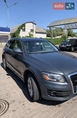 Внедорожник / Кроссовер Audi Q5 2011 в 