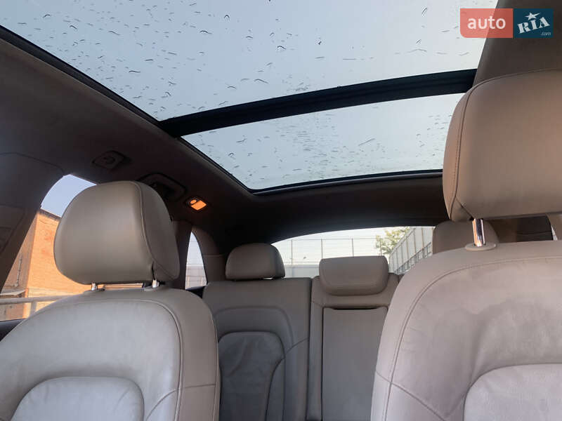 Внедорожник / Кроссовер Audi Q5 2011 в Киеве