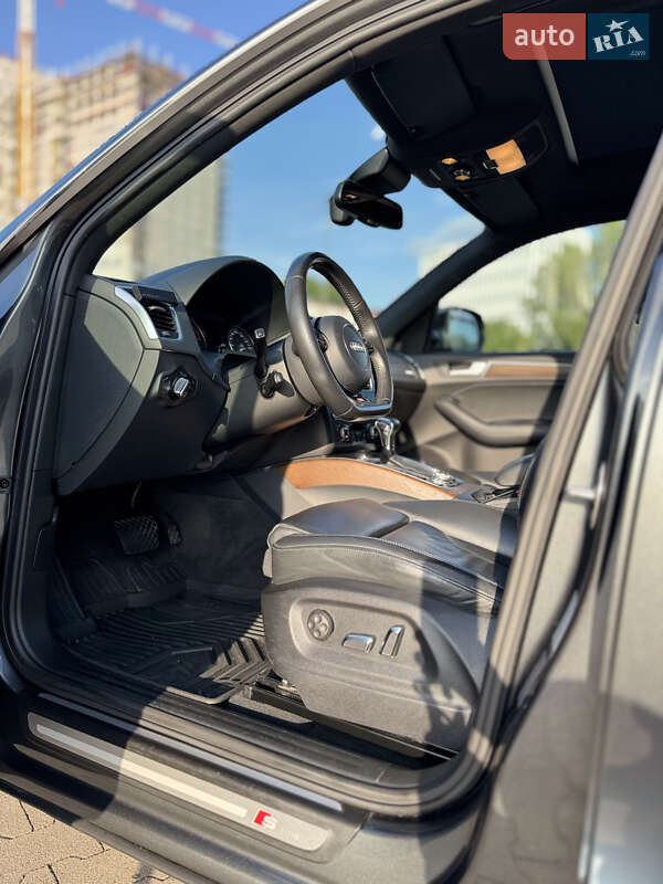 Внедорожник / Кроссовер Audi Q5 2013 в Киеве