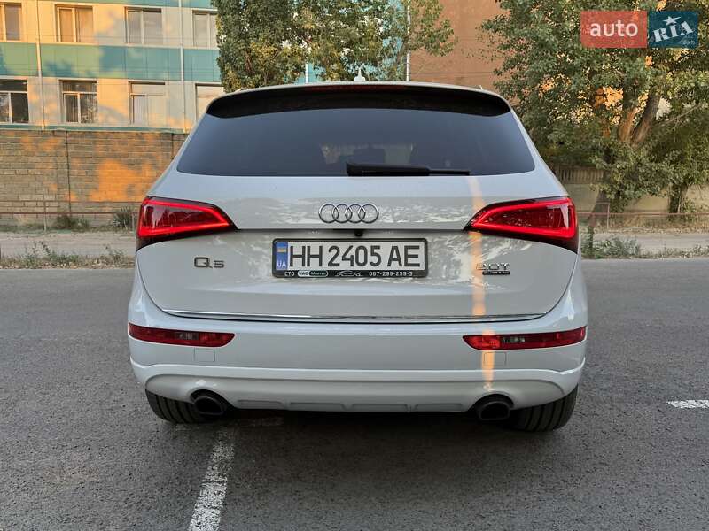 Позашляховик / Кросовер Audi Q5 2016 в Одесі