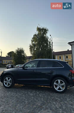 Позашляховик / Кросовер Audi Q5 2016 в 