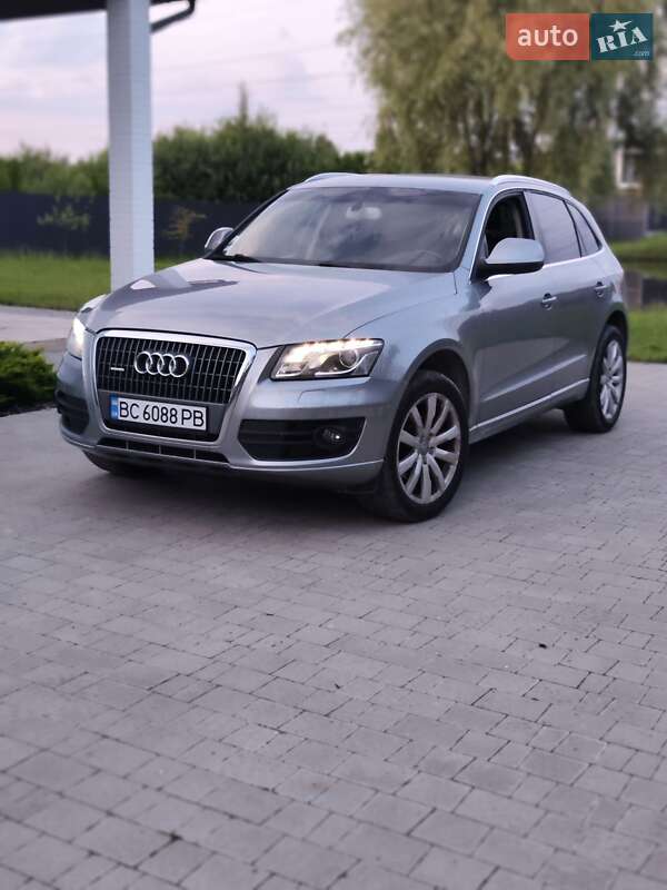 Внедорожник / Кроссовер Audi Q5 2010 в Львове