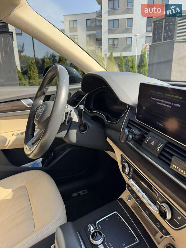 Внедорожник / Кроссовер Audi Q5 2018 в Харькове