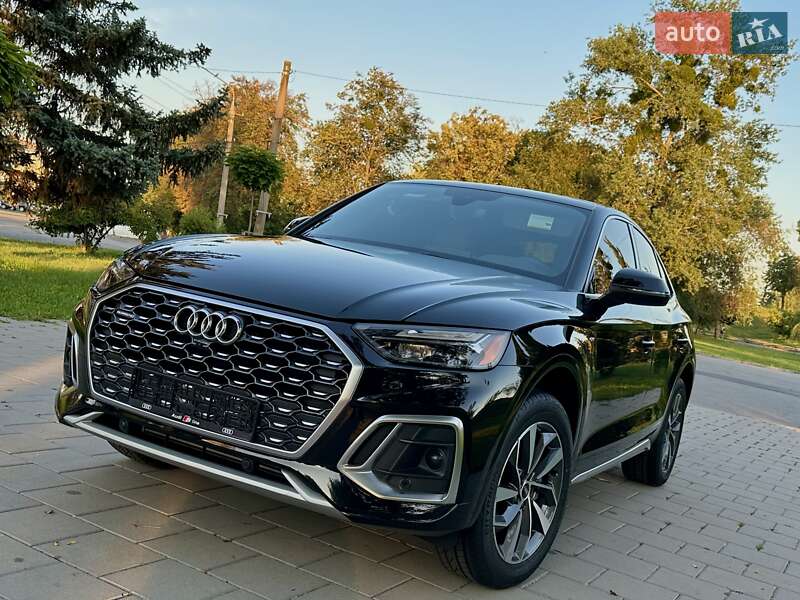 Внедорожник / Кроссовер Audi Q5 2022 в Киеве