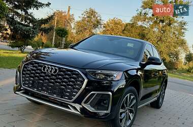 Внедорожник / Кроссовер Audi Q5 2022 в 