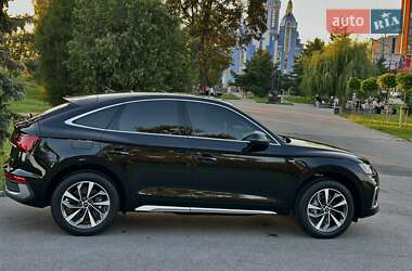 Внедорожник / Кроссовер Audi Q5 2022 в 