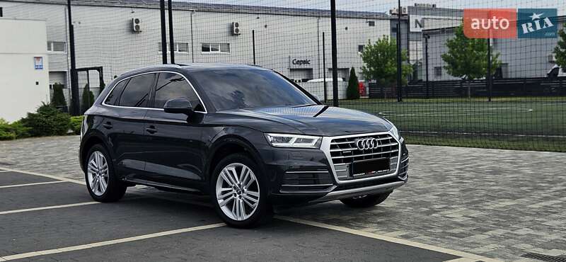 Внедорожник / Кроссовер Audi Q5 2018 в Мукачево
