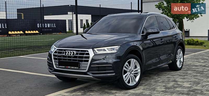 Внедорожник / Кроссовер Audi Q5 2018 в Мукачево