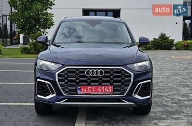 Внедорожник / Кроссовер Audi Q5 2022 в 