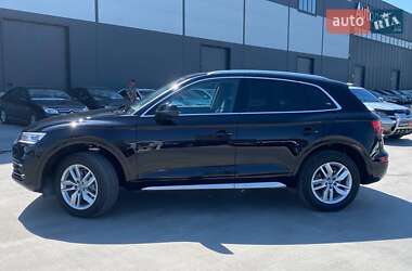 Внедорожник / Кроссовер Audi Q5 2019 в 