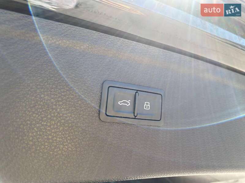 Внедорожник / Кроссовер Audi Q5 2019 в Львове