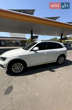 Внедорожник / Кроссовер Audi Q5 2016 в 