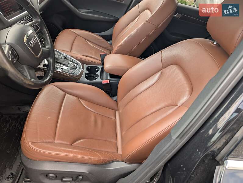 Внедорожник / Кроссовер Audi Q5 2012 в Ровно