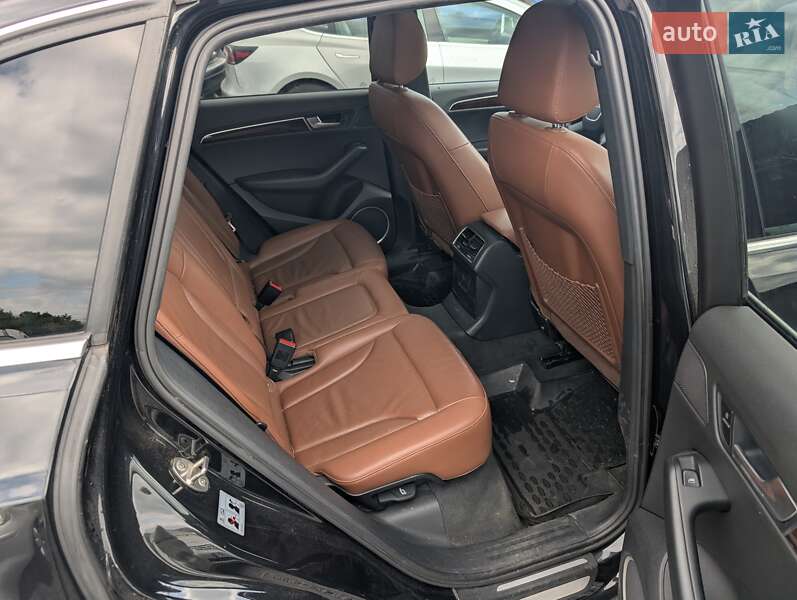 Внедорожник / Кроссовер Audi Q5 2012 в Ровно