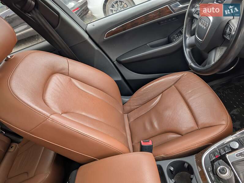 Внедорожник / Кроссовер Audi Q5 2012 в Ровно