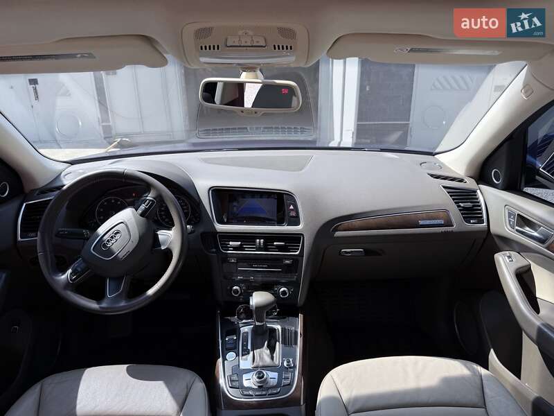 Внедорожник / Кроссовер Audi Q5 2015 в Кропивницком