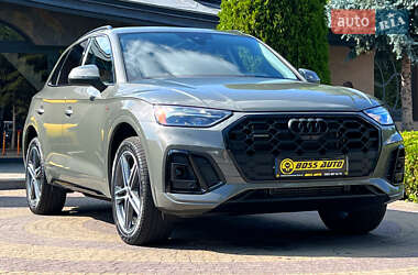 Внедорожник / Кроссовер Audi Q5 2022 в 