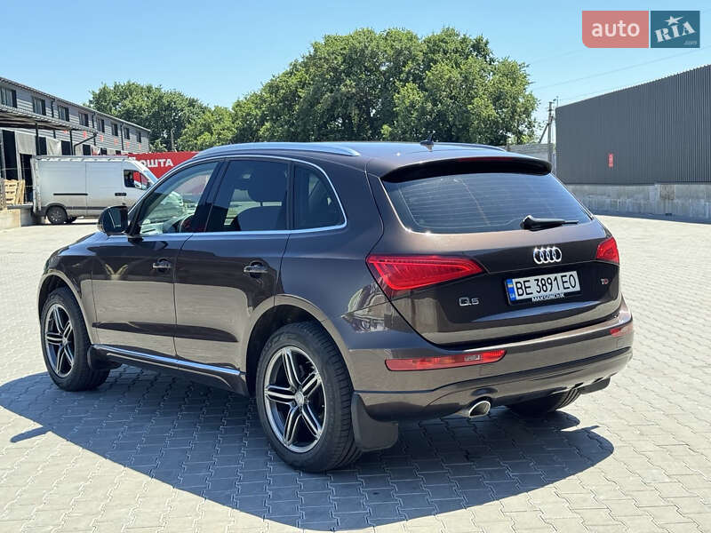 Внедорожник / Кроссовер Audi Q5 2013 в Вознесенске
