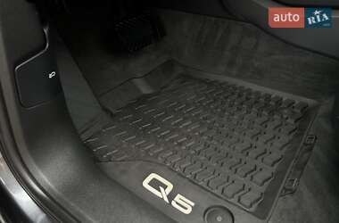 Внедорожник / Кроссовер Audi Q5 2023 в 