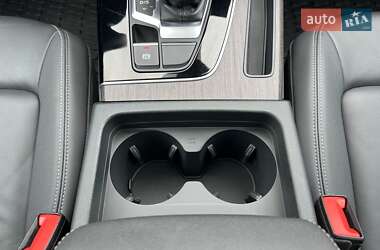Внедорожник / Кроссовер Audi Q5 2023 в 