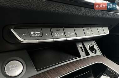 Внедорожник / Кроссовер Audi Q5 2023 в 