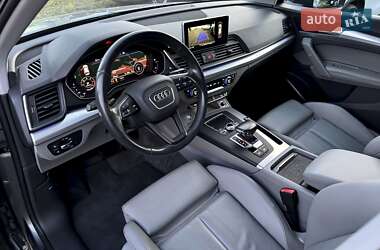Внедорожник / Кроссовер Audi Q5 2019 в 