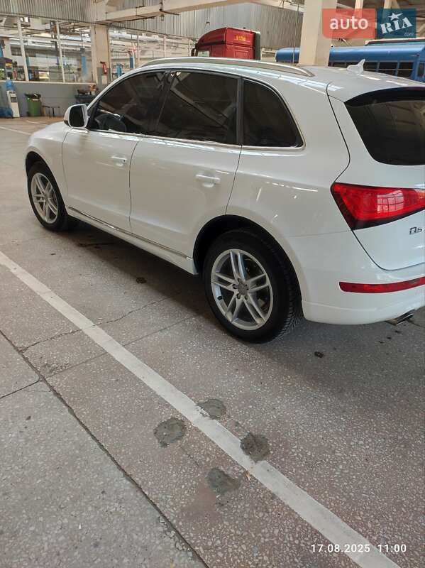Внедорожник / Кроссовер Audi Q5 2013 в Одессе