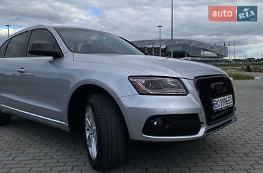Внедорожник / Кроссовер Audi Q5 2015 в 