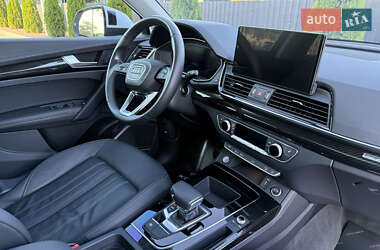 Внедорожник / Кроссовер Audi Q5 2022 в 
