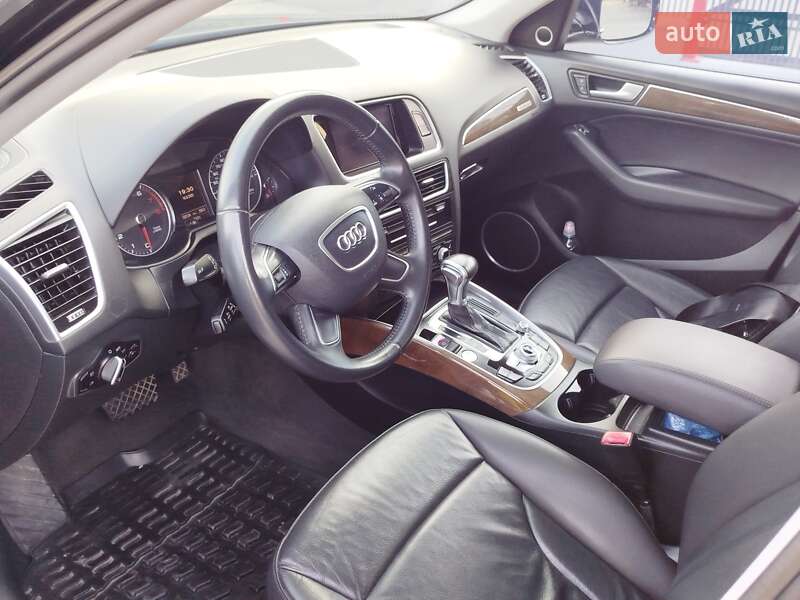 Внедорожник / Кроссовер Audi Q5 2015 в Львове