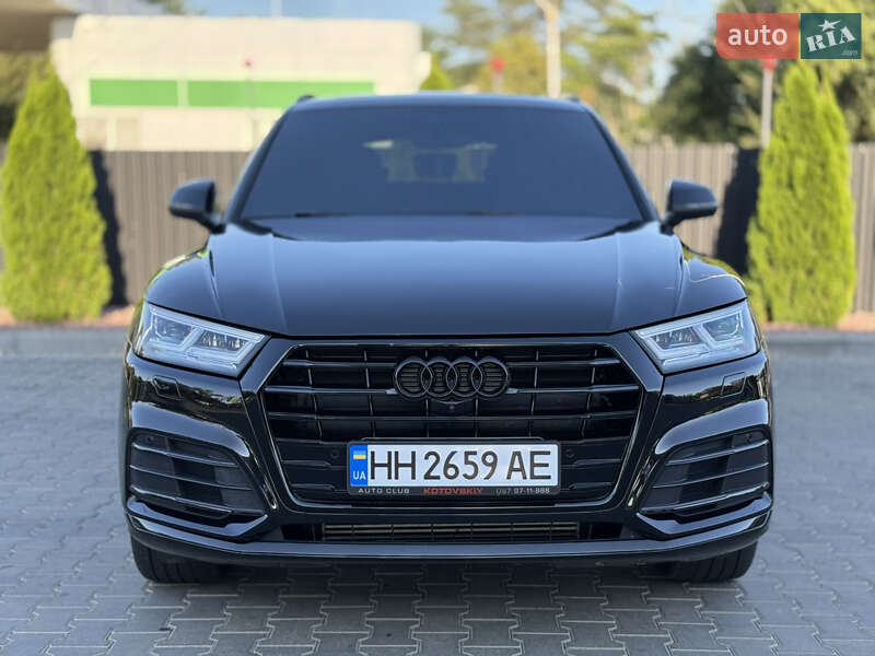Внедорожник / Кроссовер Audi Q5 2019 в Одессе