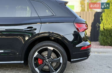 Внедорожник / Кроссовер Audi Q5 2019 в 