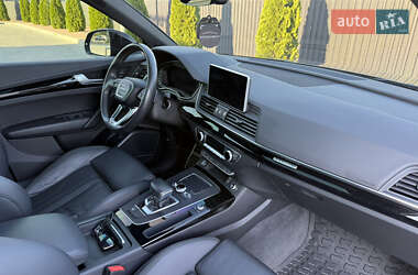 Внедорожник / Кроссовер Audi Q5 2019 в 