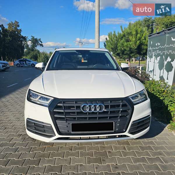 Внедорожник / Кроссовер Audi Q5 2017 в Киеве
