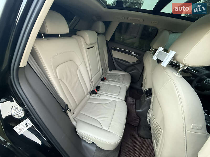 Внедорожник / Кроссовер Audi Q5 2012 в Хмельницком