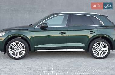 Внедорожник / Кроссовер Audi Q5 2018 в 