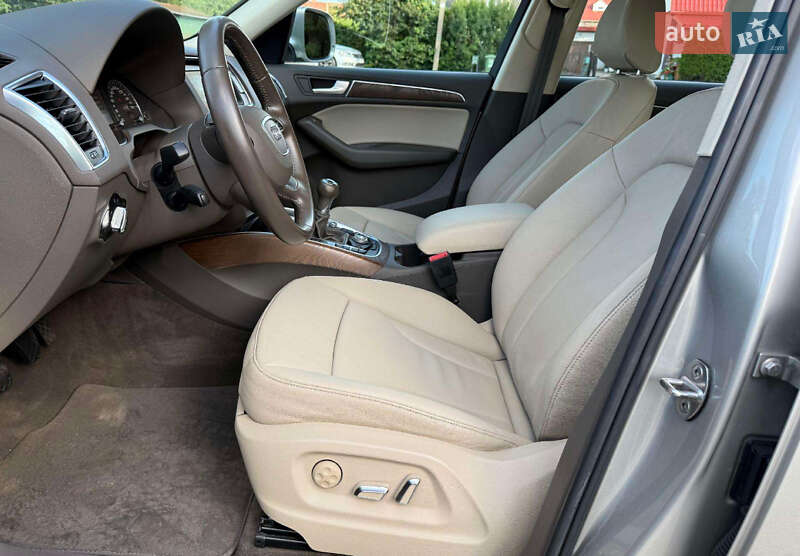 Внедорожник / Кроссовер Audi Q5 2011 в Виннице